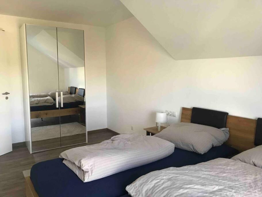 3 Zimmer Neubauwohnung In Der Schwaebischen Toskana Löwenstein Esterno foto